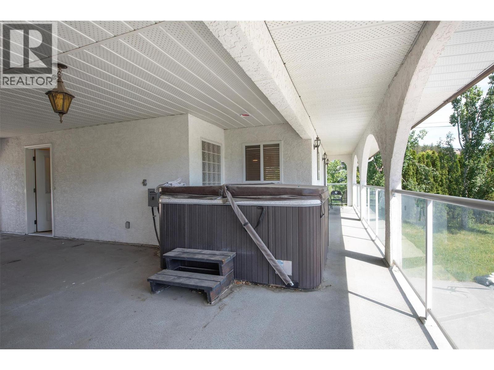  215 Arab Road, Kelowna