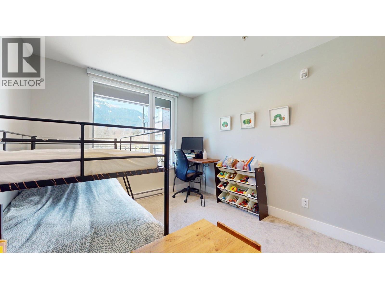 213 1870 DOWAD DRIVE, Squamish