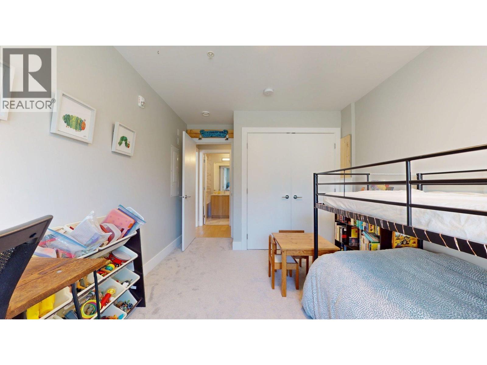 213 1870 DOWAD DRIVE, Squamish