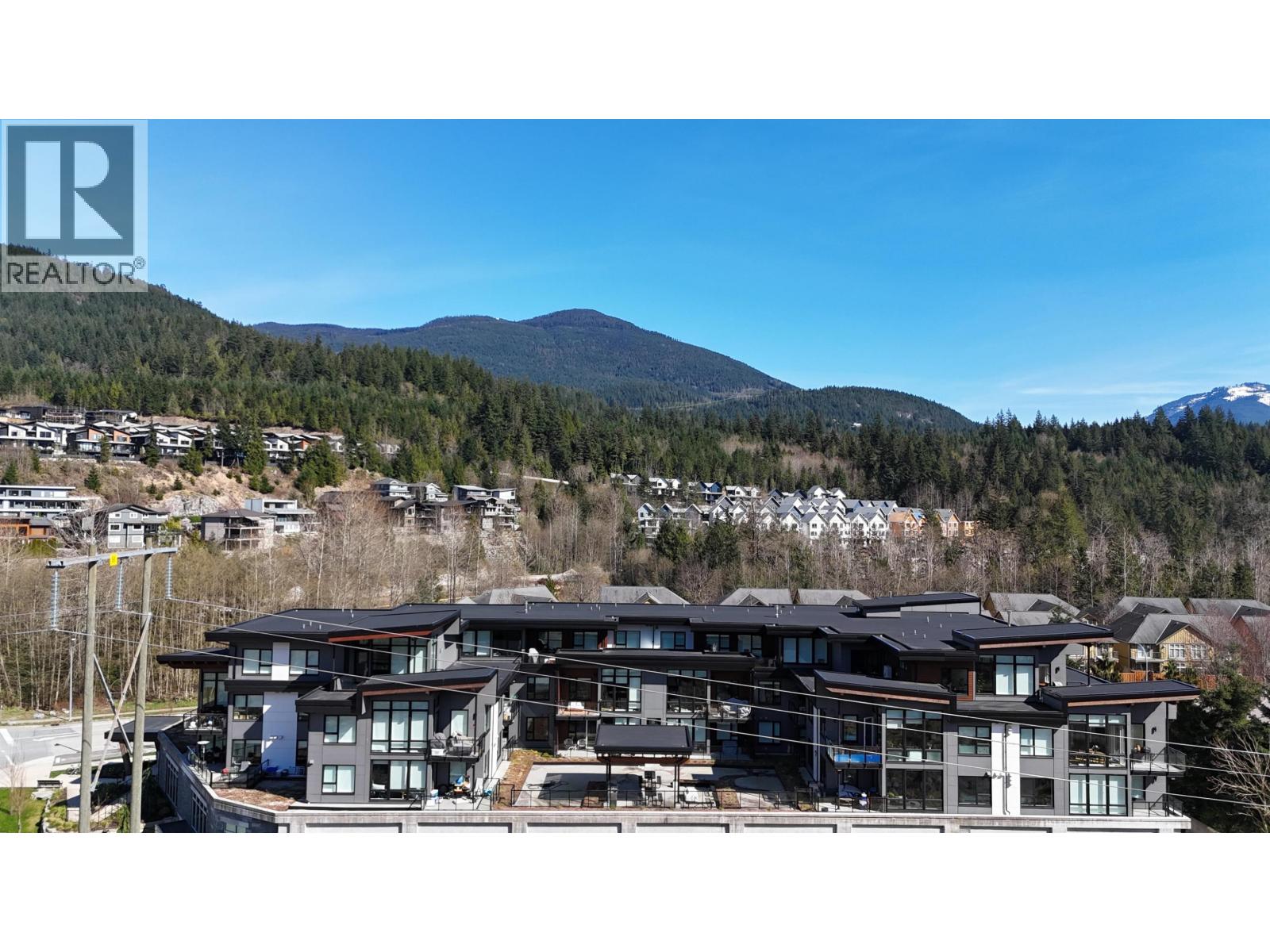 213 1870 DOWAD DRIVE, Squamish