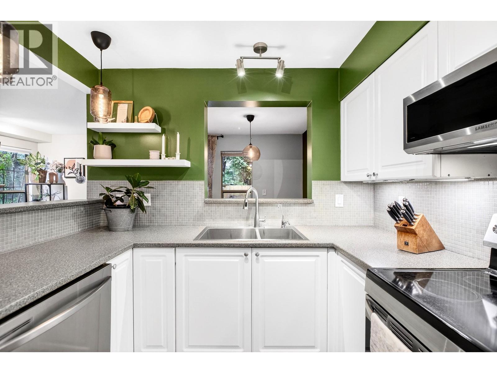 12 21960 RIVER ROAD, Maple Ridge