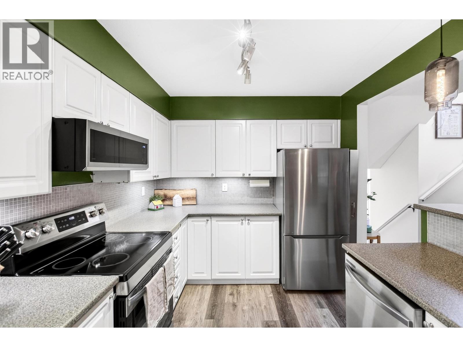 12 21960 RIVER ROAD, Maple Ridge