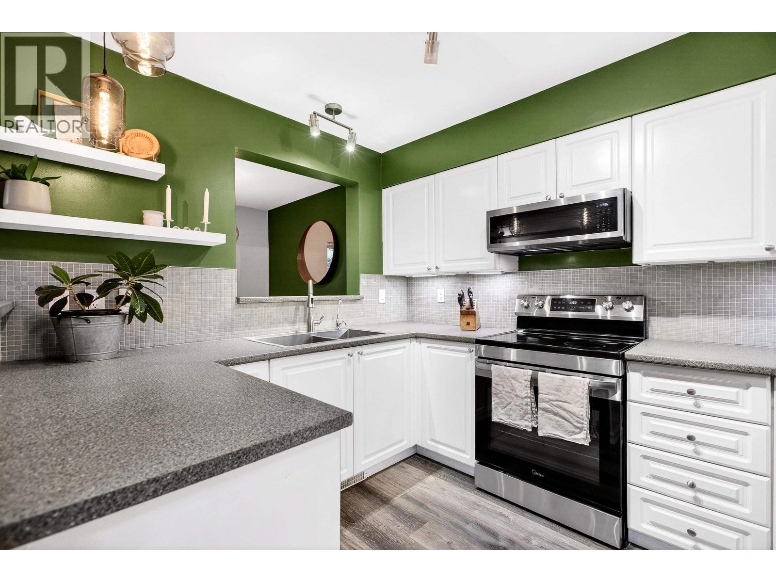 12 21960 RIVER ROAD, Maple Ridge