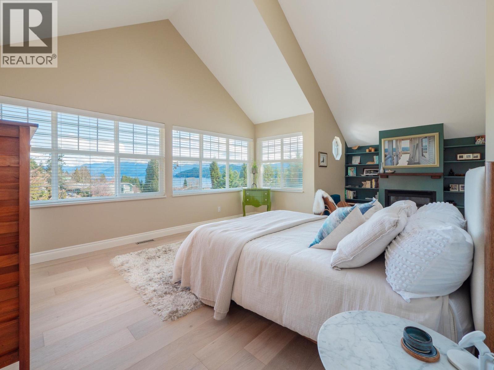 749 WINN ROAD, Gibsons