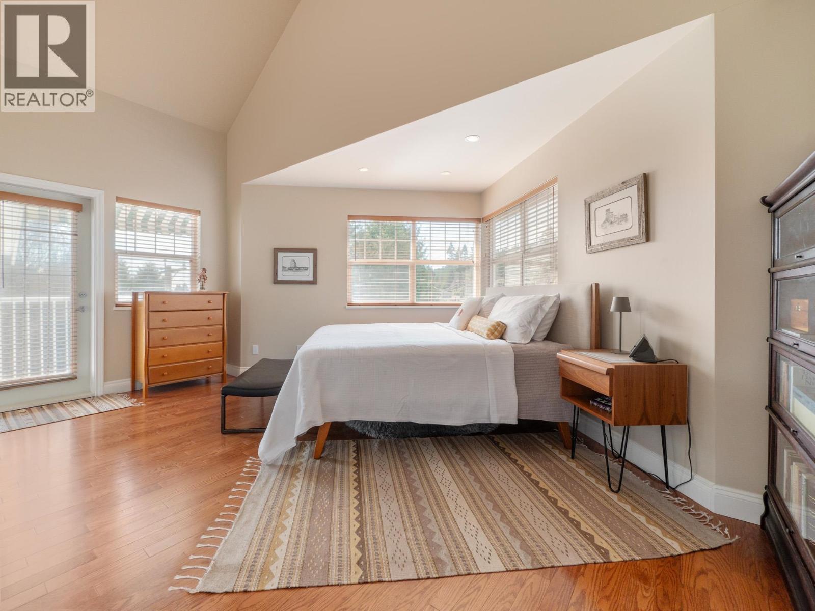 749 WINN ROAD, Gibsons