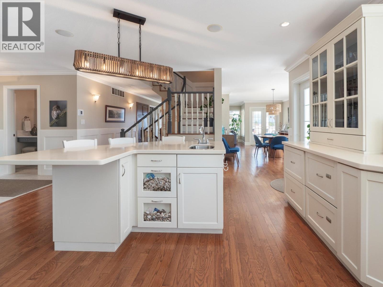 749 WINN ROAD, Gibsons