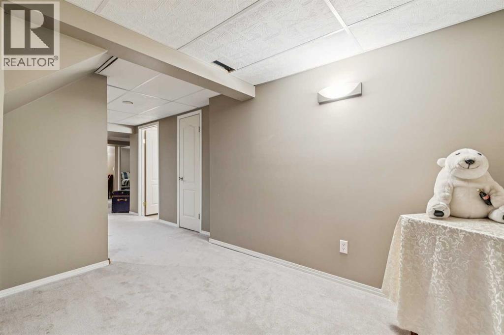 Single Family House Bungalow for Sale in  Somervale Point SW Somerset Calgary 