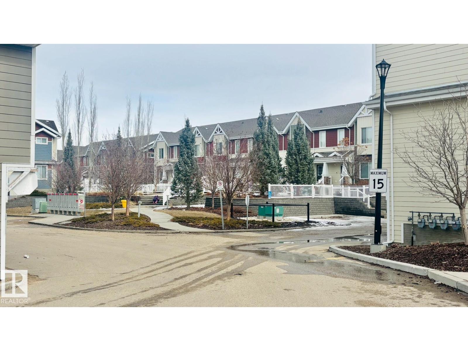 16 2003 Rabbit Hill RD NW NW, Edmonton