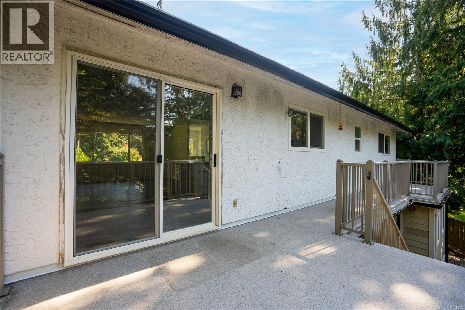 1728 Robin Hill Dr, Shawnigan Lake