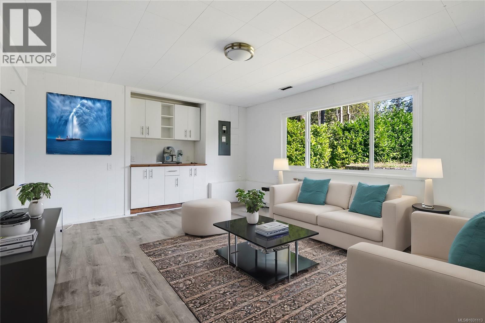 1728 Robin Hill Dr, Shawnigan Lake