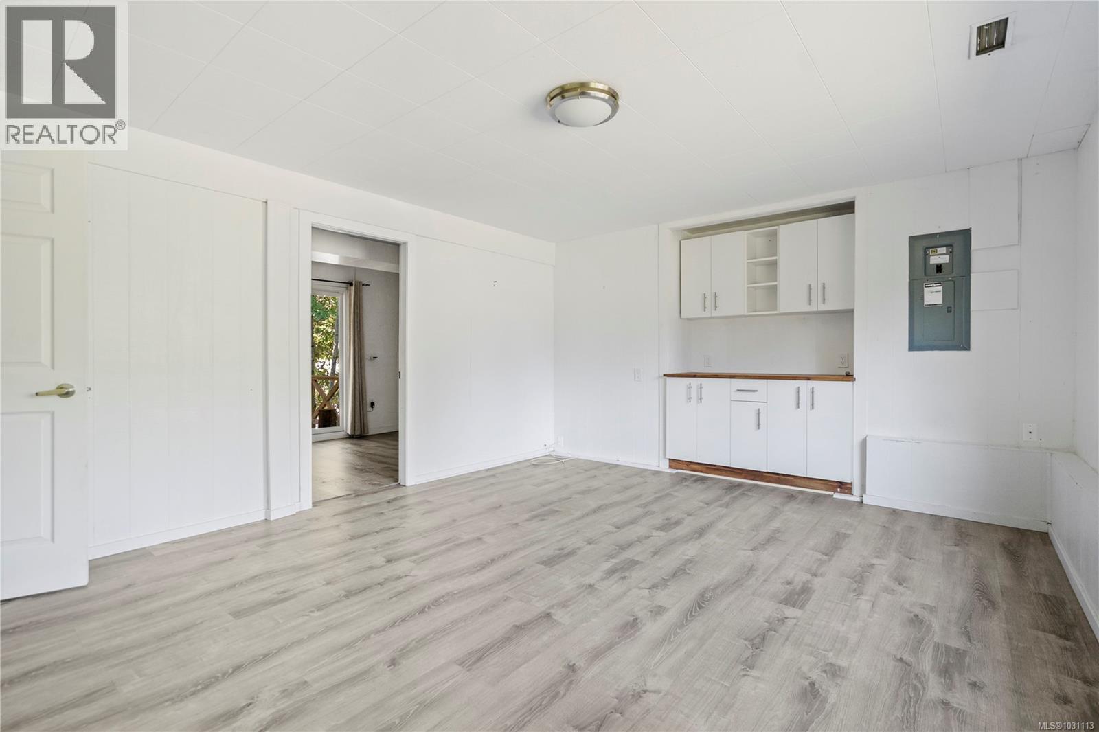 1728 Robin Hill Dr, Shawnigan Lake