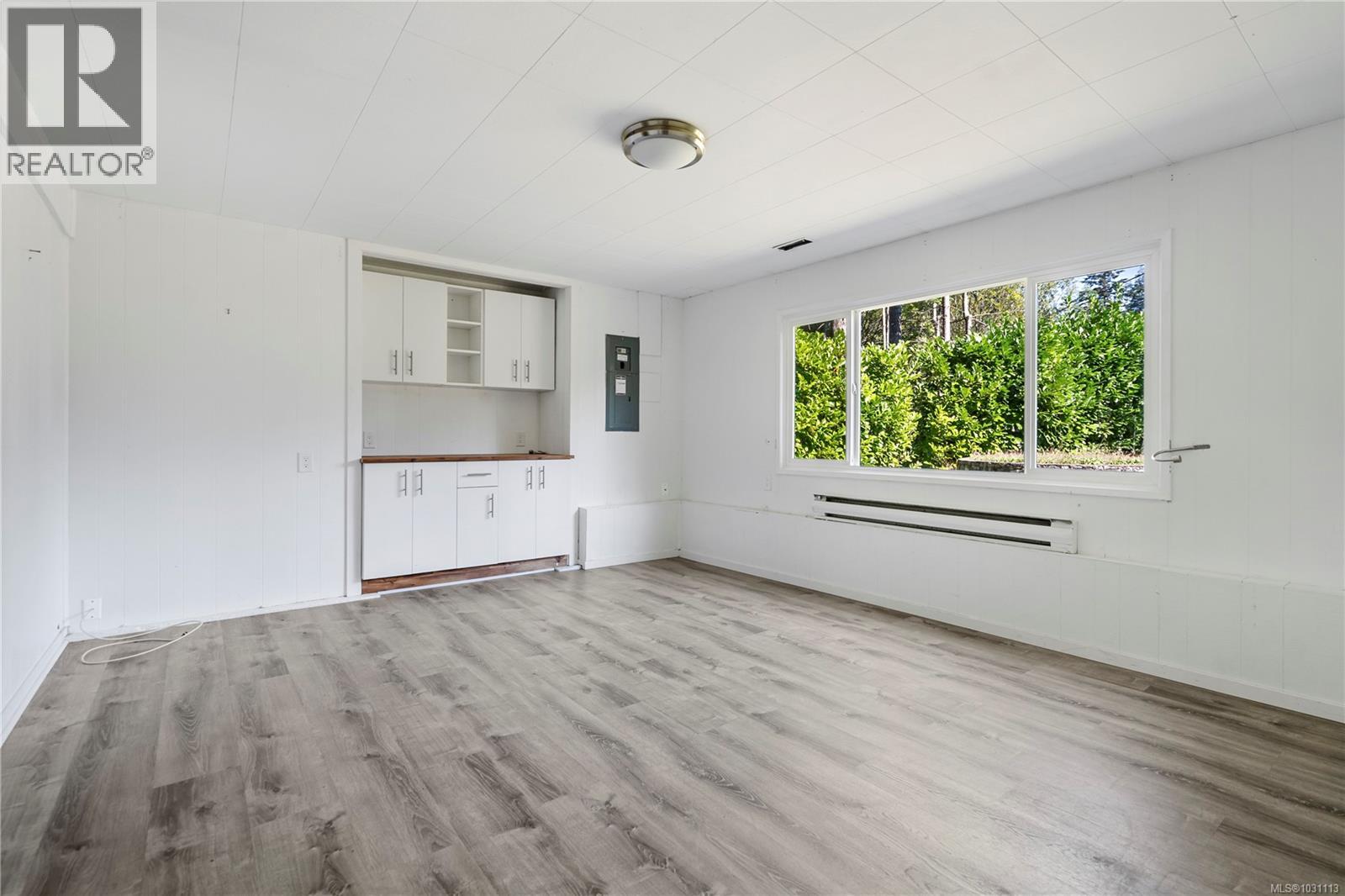 1728 Robin Hill Dr, Shawnigan Lake