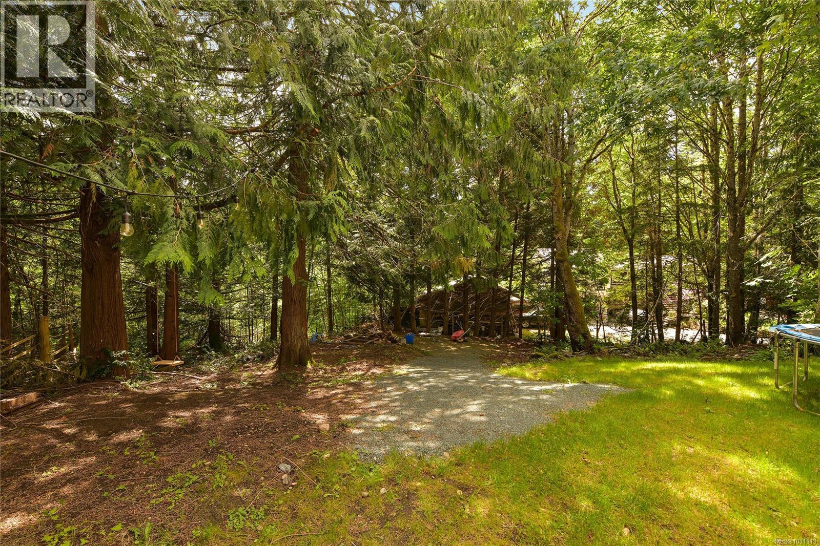 1728 Robin Hill Dr, Shawnigan Lake