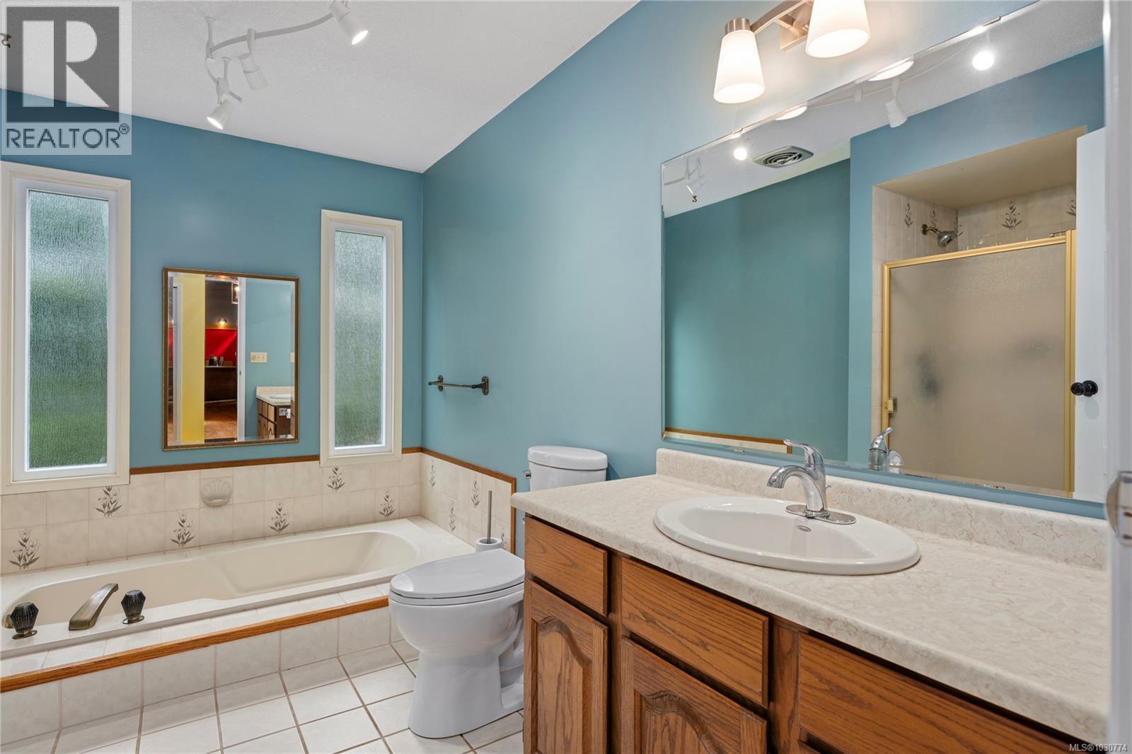 4864 Black Bear Ridge, Nanaimo