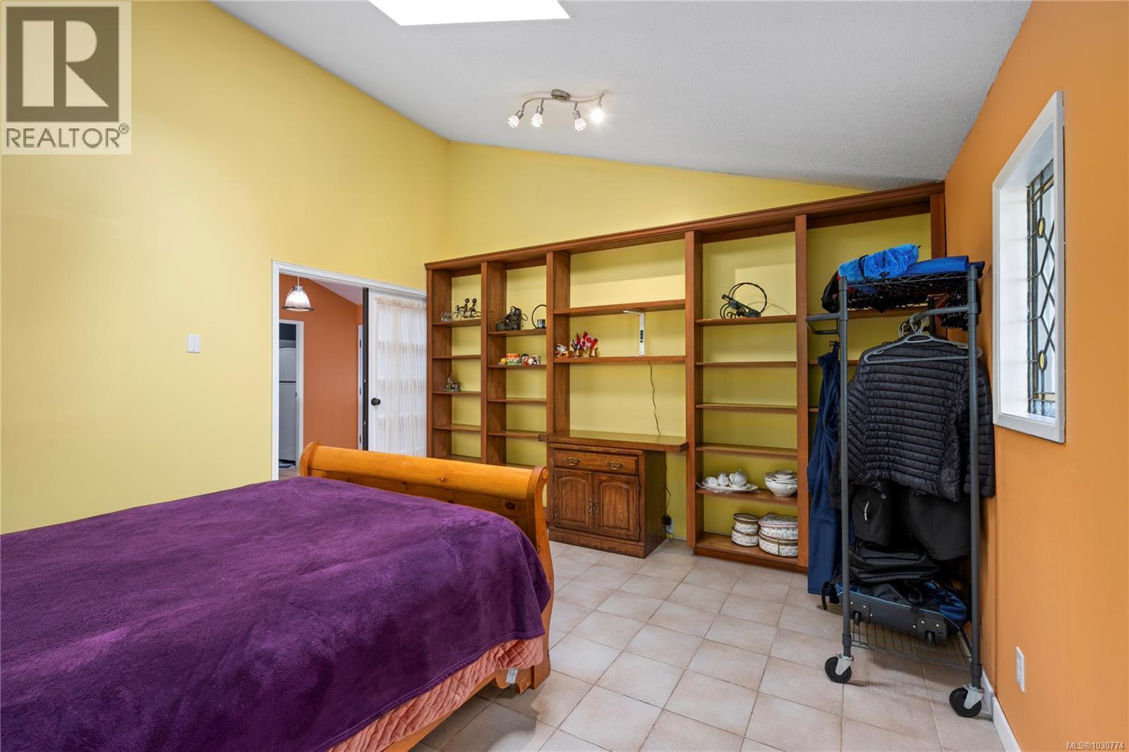 4864 Black Bear Ridge, Nanaimo