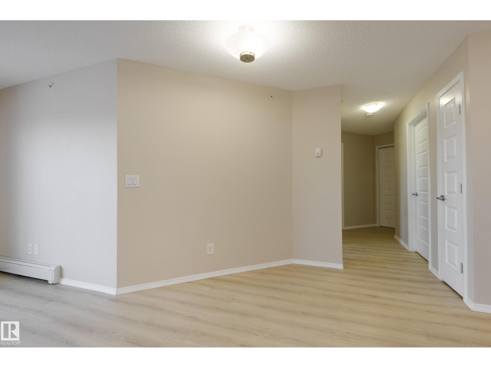 #404 6070 SCHONSEE WY NW, Edmonton