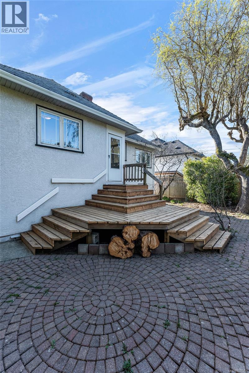 990 Hampshire Rd - 28