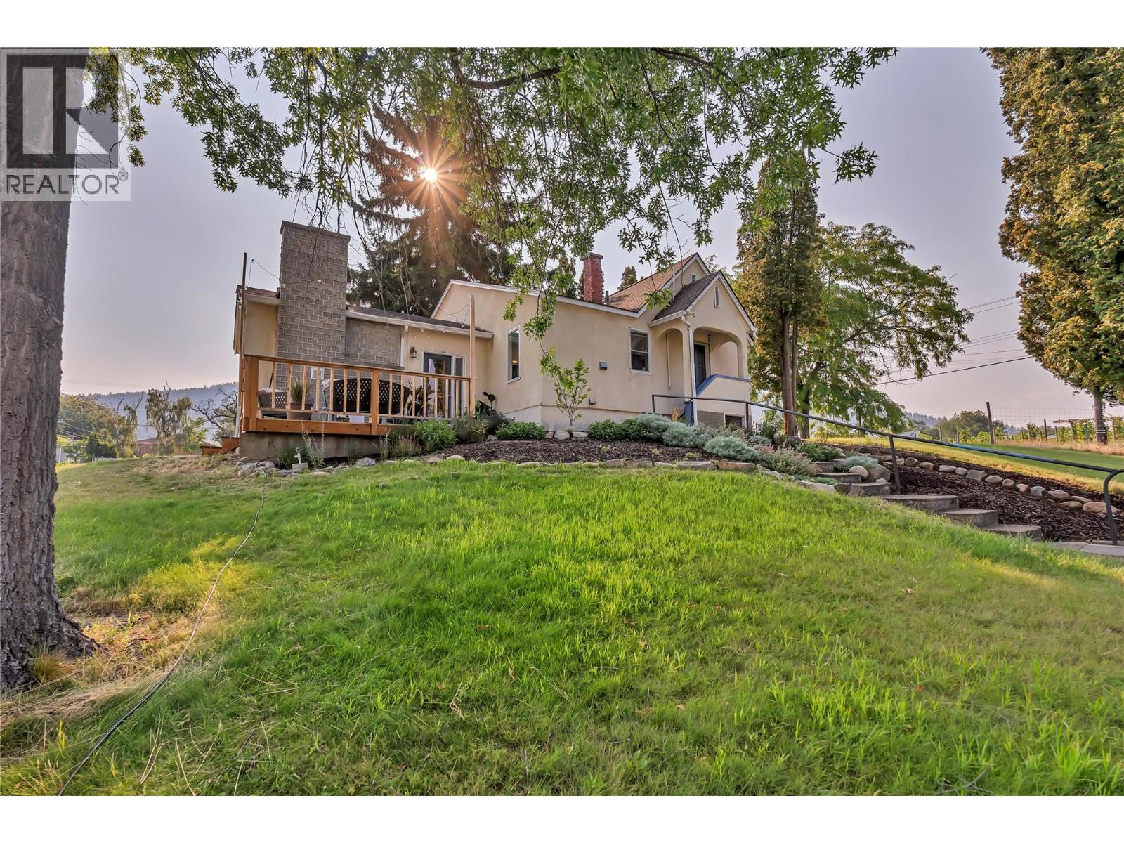  1275 Munson Avenue, Penticton