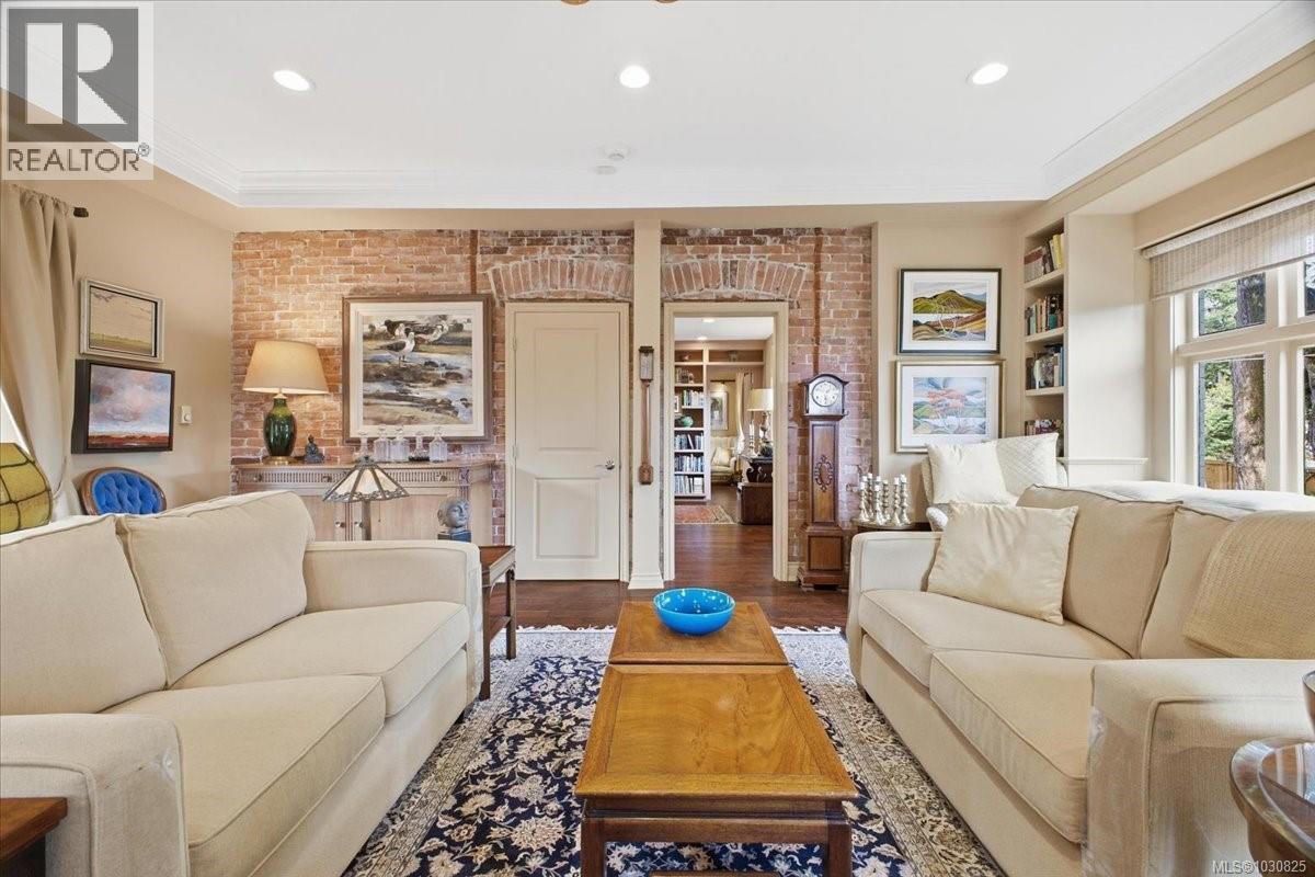 145 PRIDEAUX ST - 14