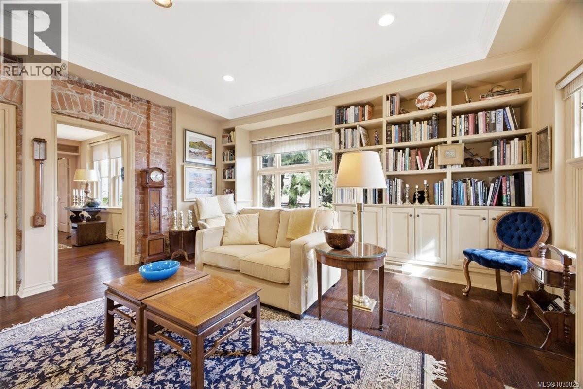 145 PRIDEAUX ST - 18