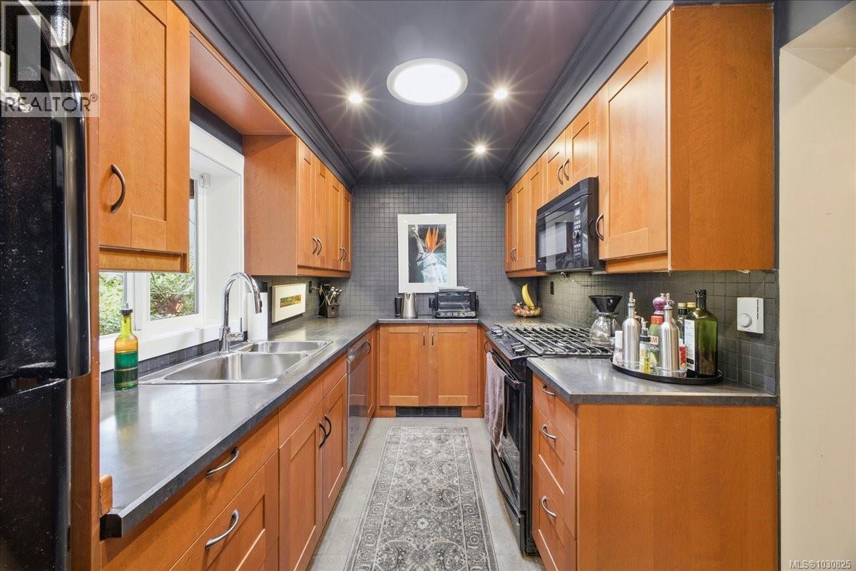 145 PRIDEAUX ST - 26