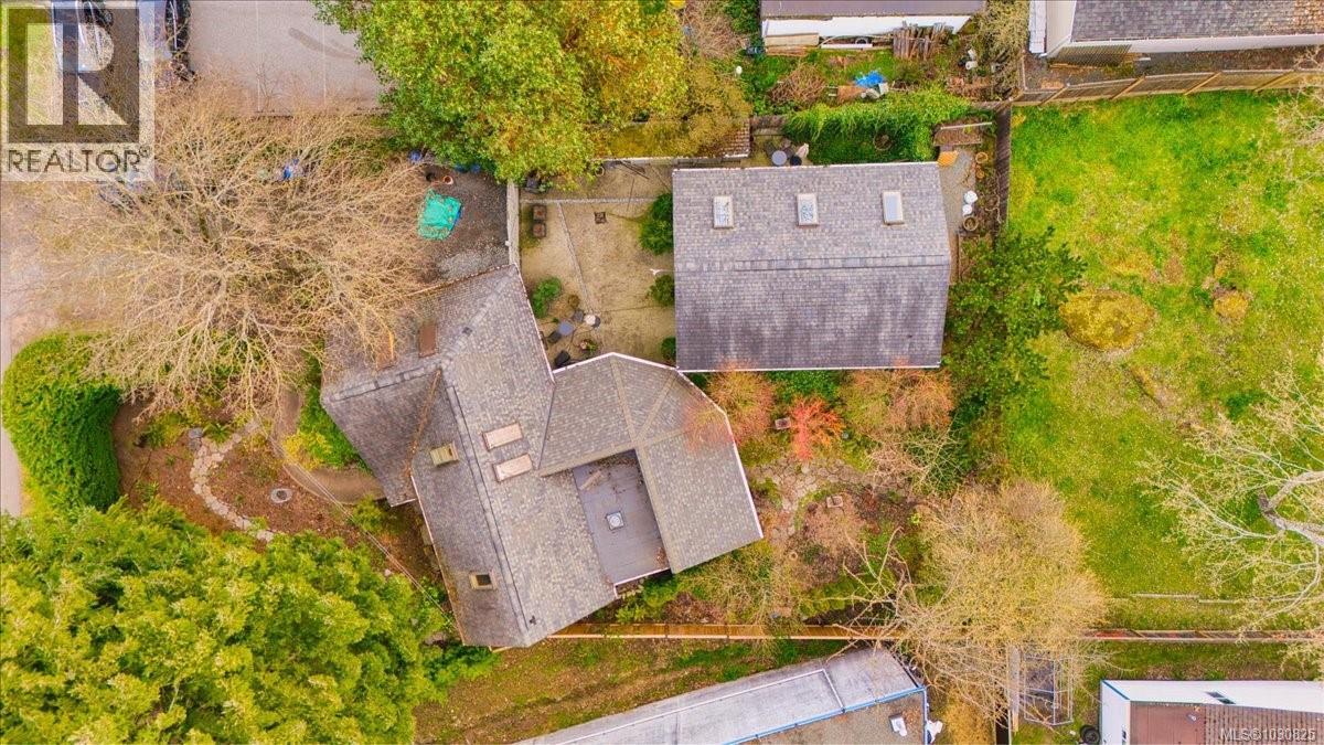 145 PRIDEAUX ST - 70