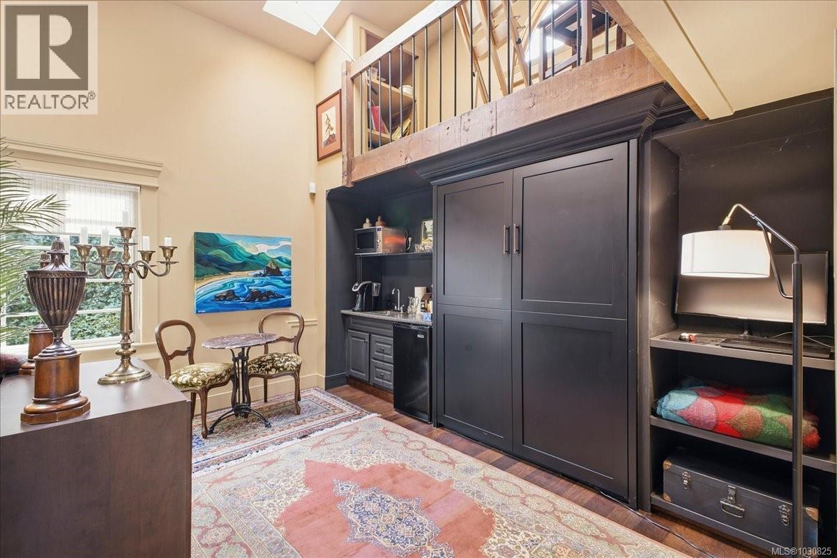 145 PRIDEAUX ST - 43