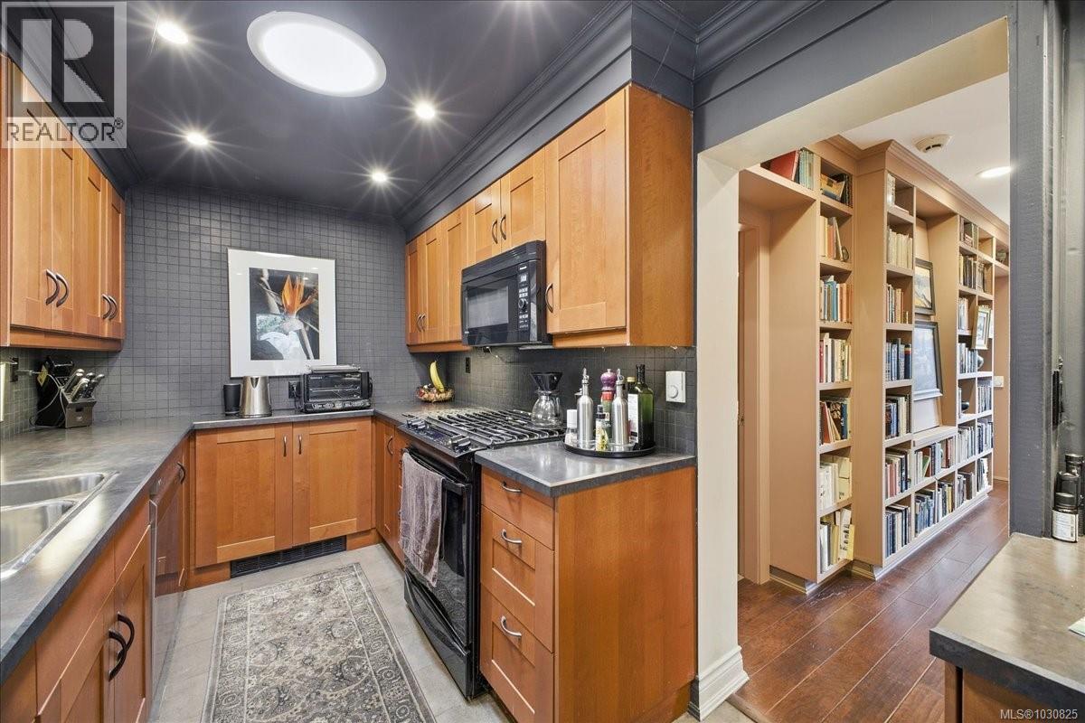 145 PRIDEAUX ST - 27