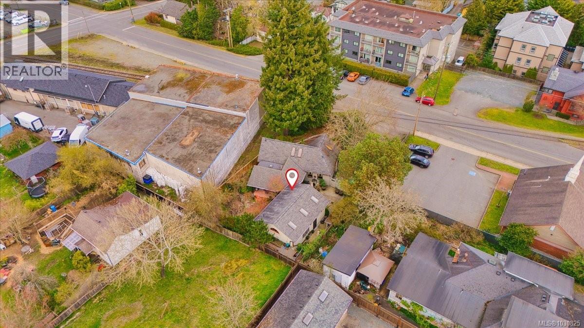 145 PRIDEAUX ST - 74