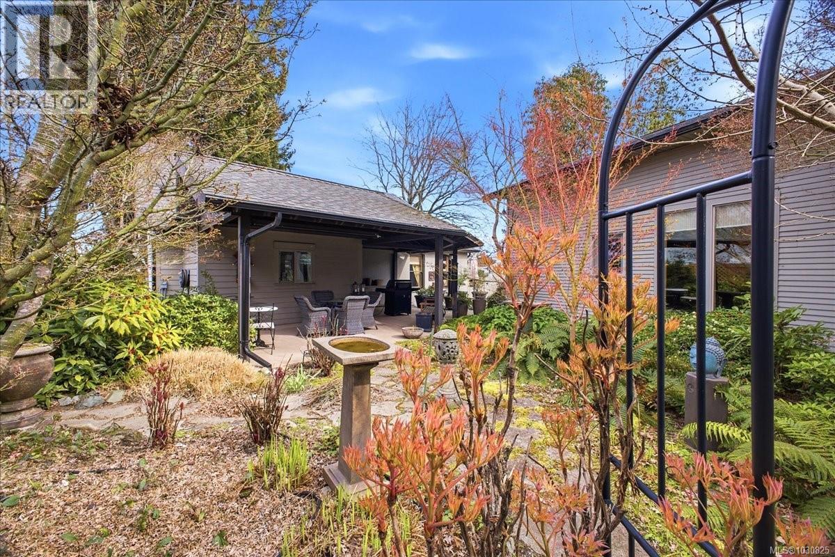 145 PRIDEAUX ST - 62