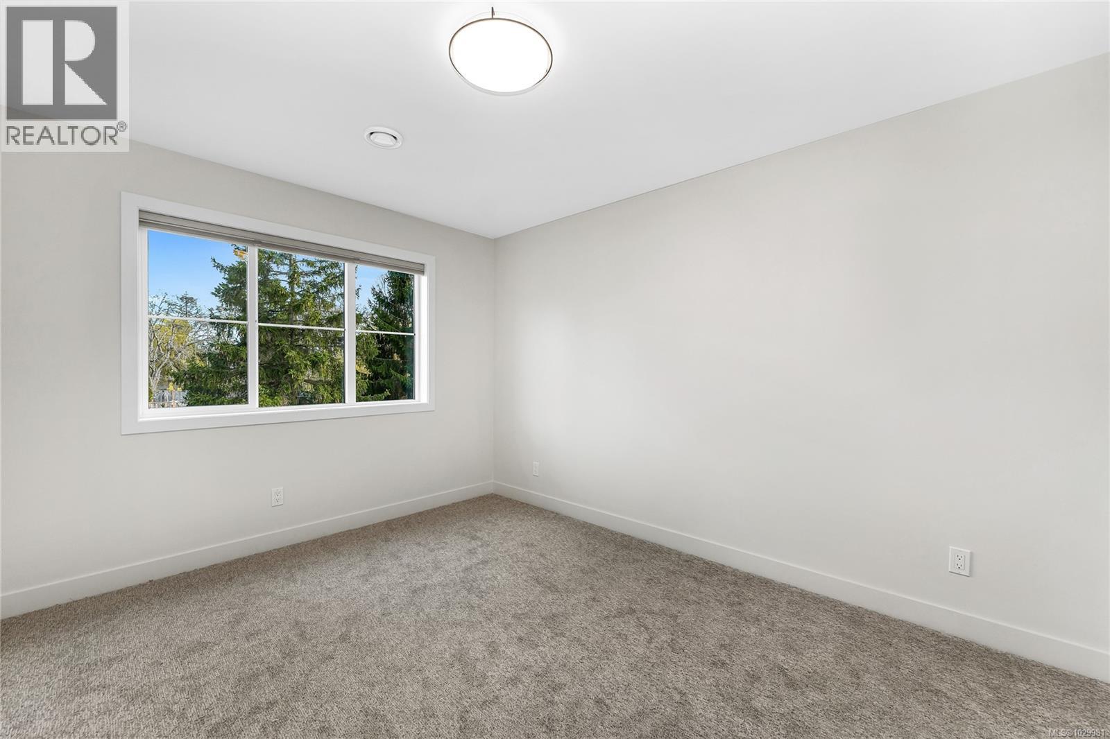 #4 3333 HENDERSON RD - 8