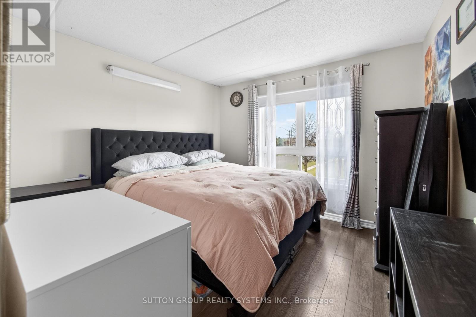 #312 4450 FAIRVIEW STREET - 25