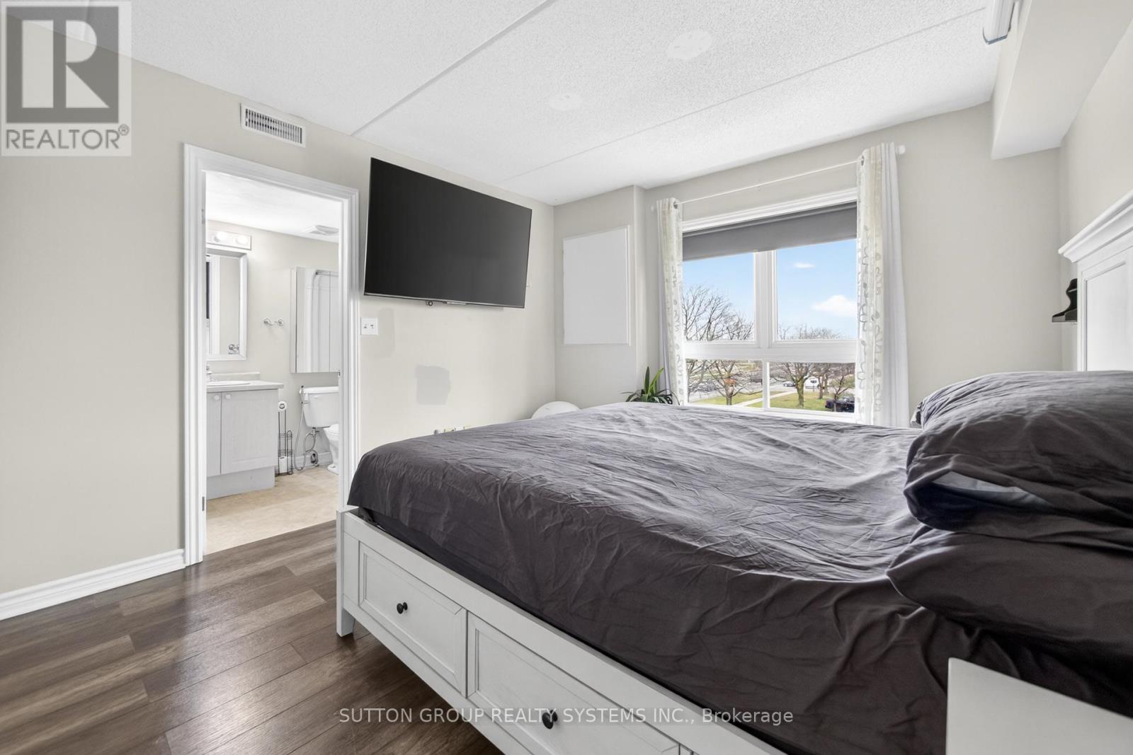 #312 4450 FAIRVIEW STREET - 29