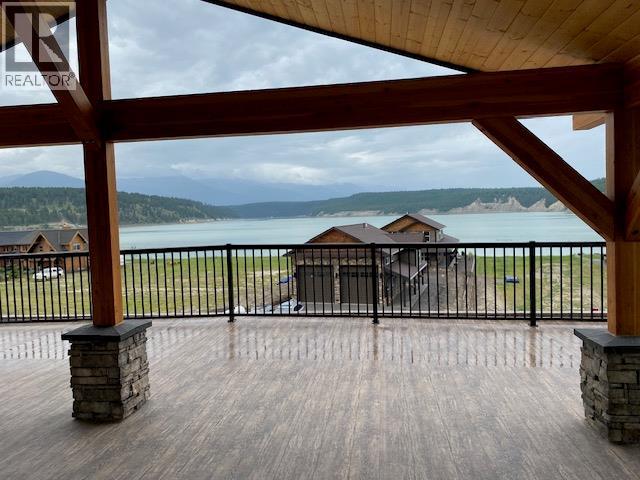 1687 Koocanusa Lake Drive - 34