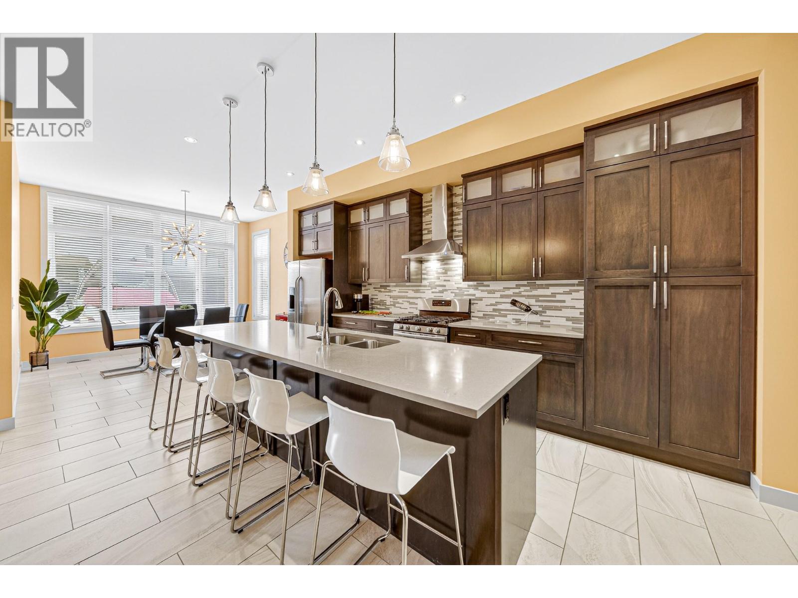 1687 KOOCANUSA LAKE DRIVE - 38