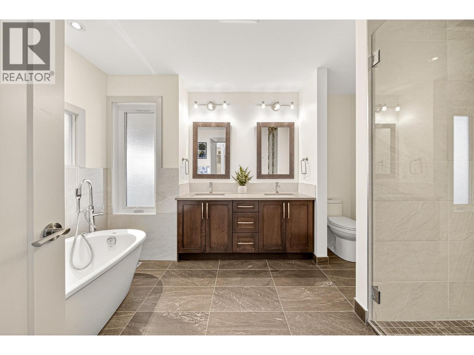 1687 Koocanusa Lake Drive - 8