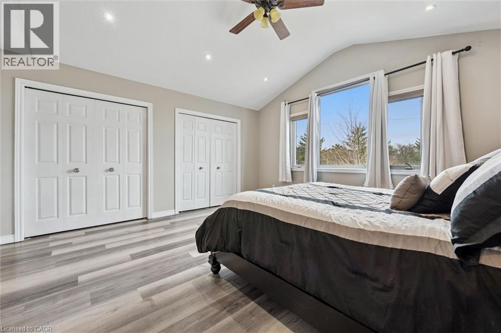 420 WATERLOO STREET - 21