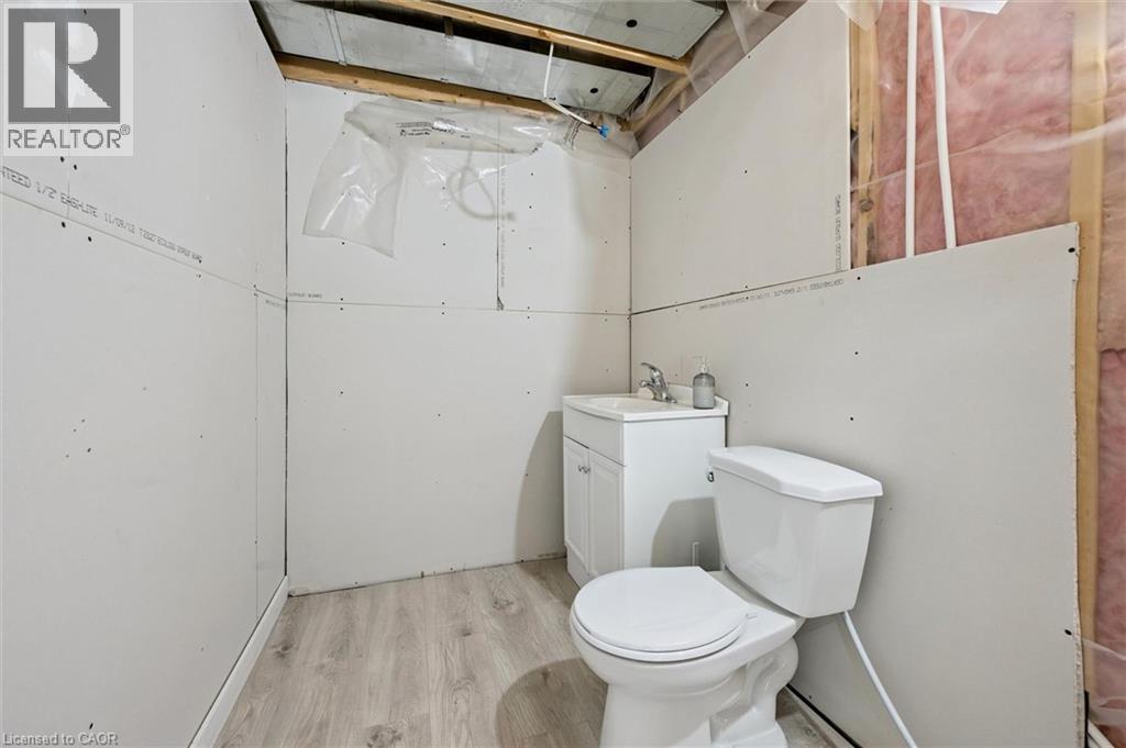 420 WATERLOO STREET - 30