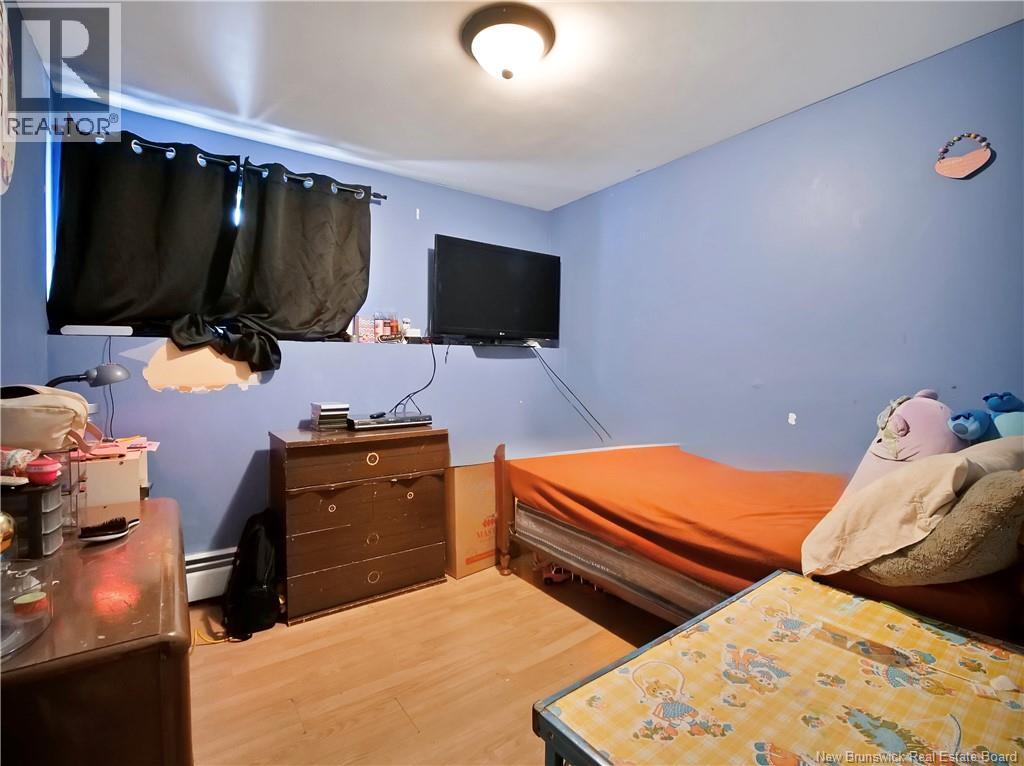 165 Snow Avenue - 9