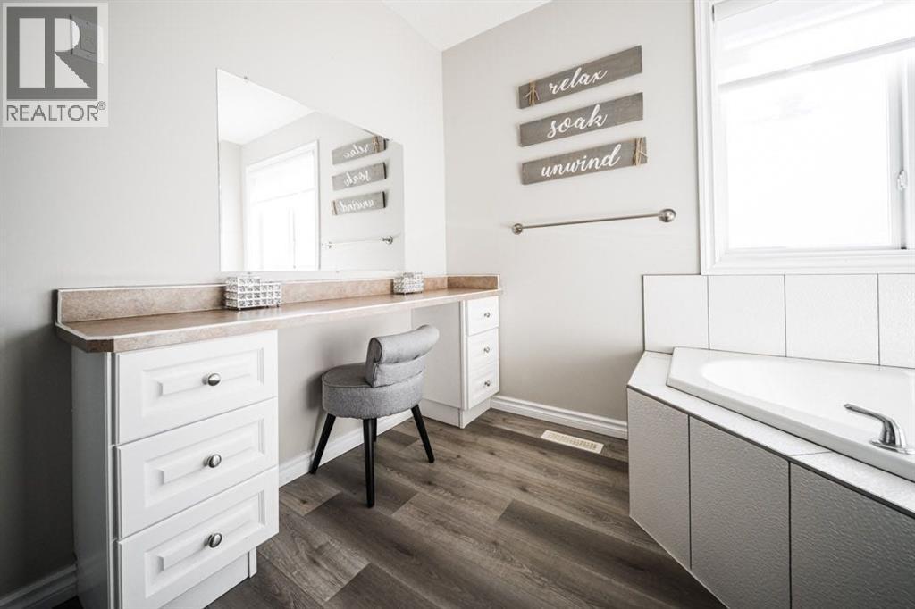 171 Peterson Lane, Fort McMurray