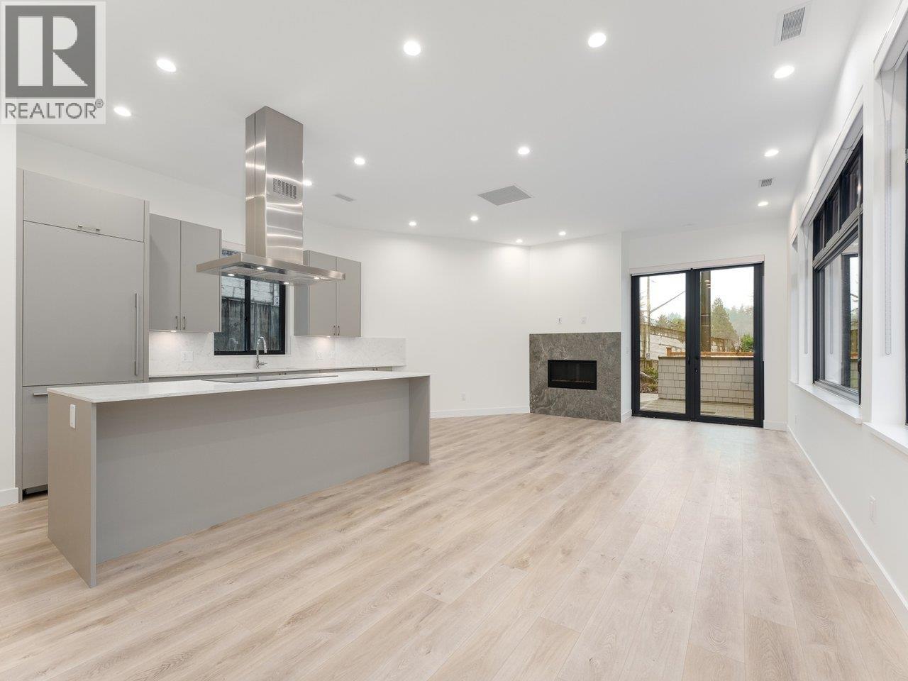 1123 E KEITH ROAD, North Vancouver