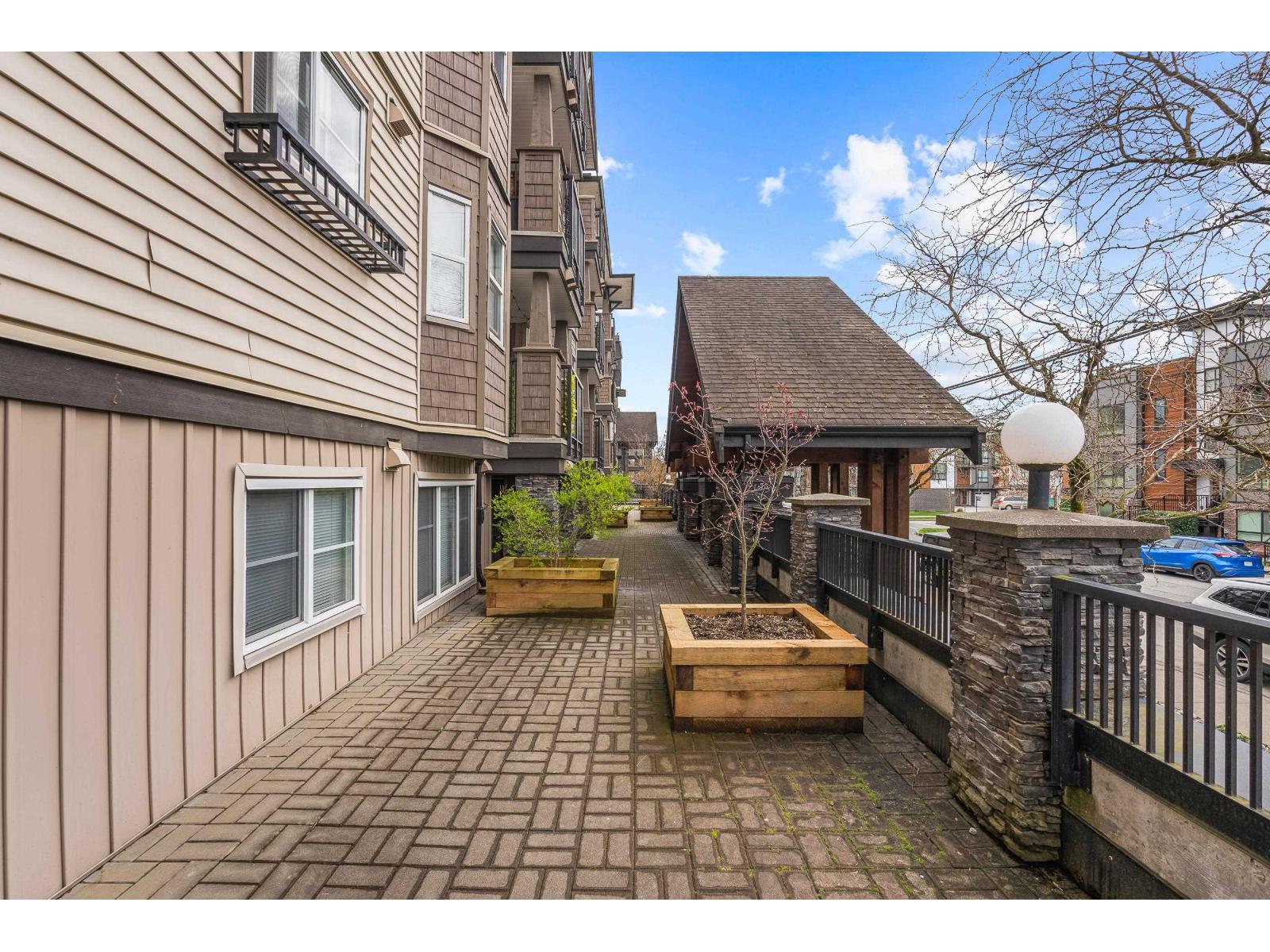 206 5488 198 STREET, Langley