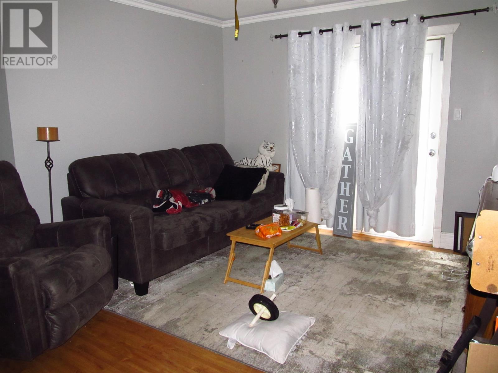 108 QUEEN ST - 6