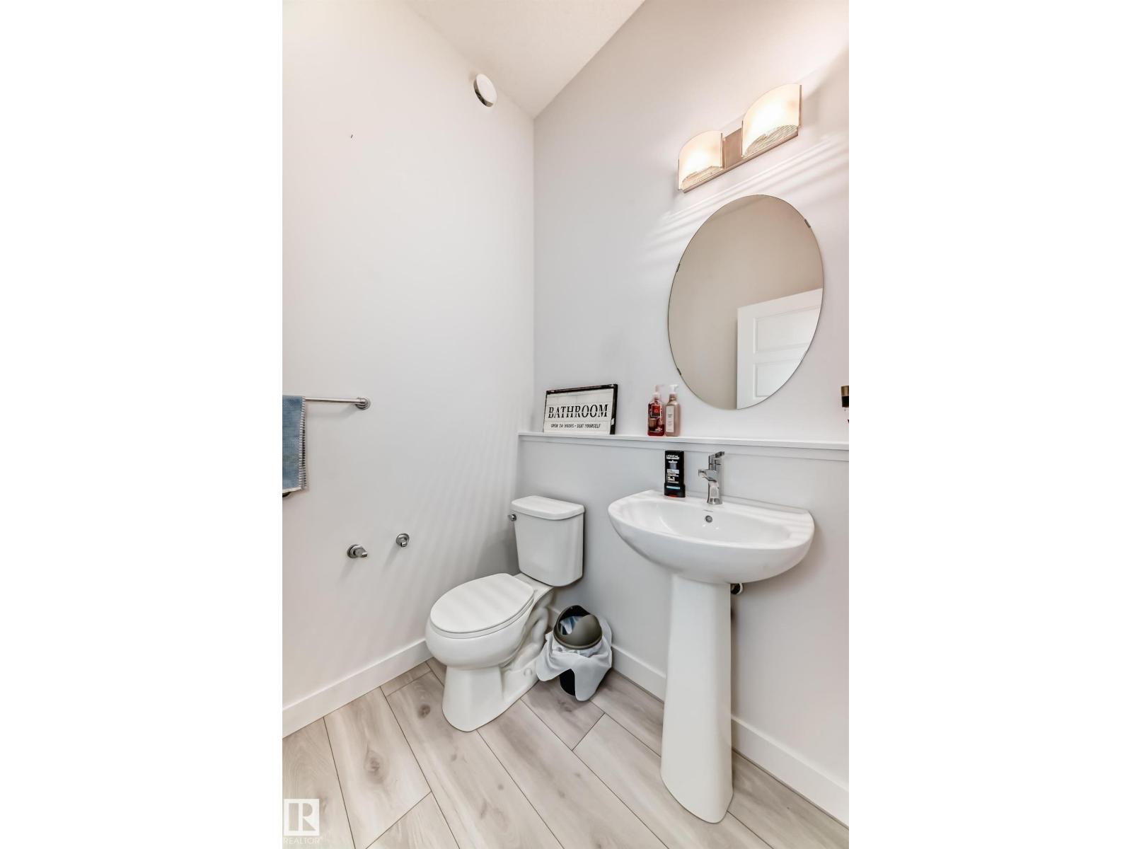 374 CRYSTALLINA NERA DR NW, Edmonton