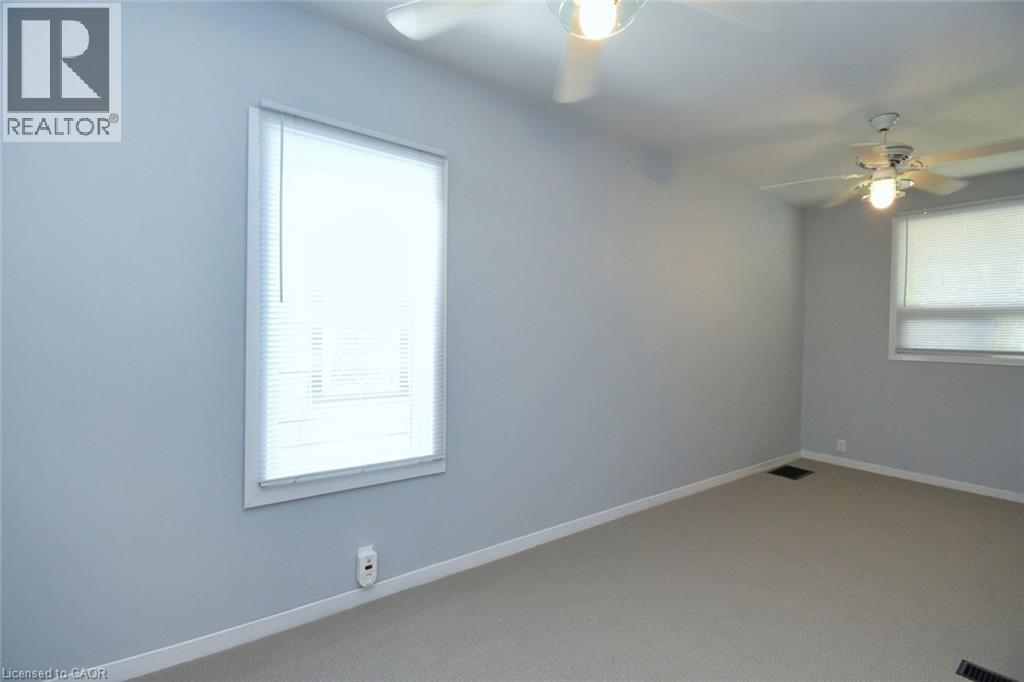 17 CRAIGROYSTON ROAD - 17