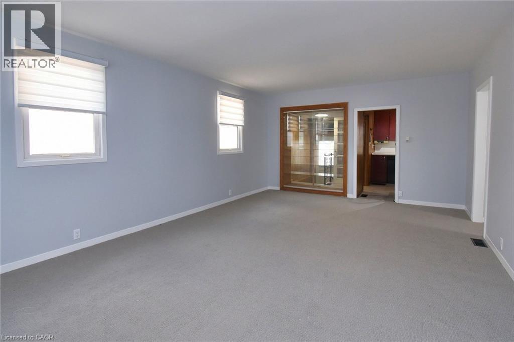 17 CRAIGROYSTON ROAD - 3