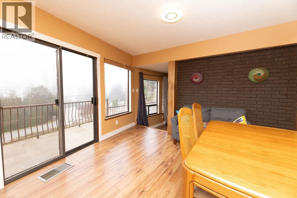 4934 GEER ROAD, Sechelt