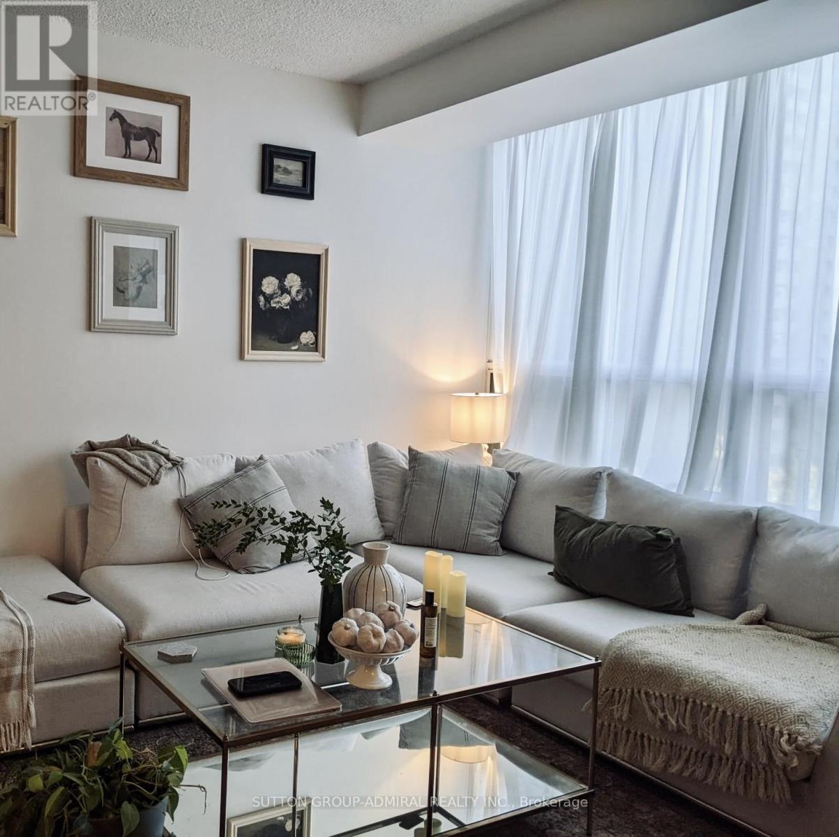 702 - 5 OLD SHEPPARD AVENUE