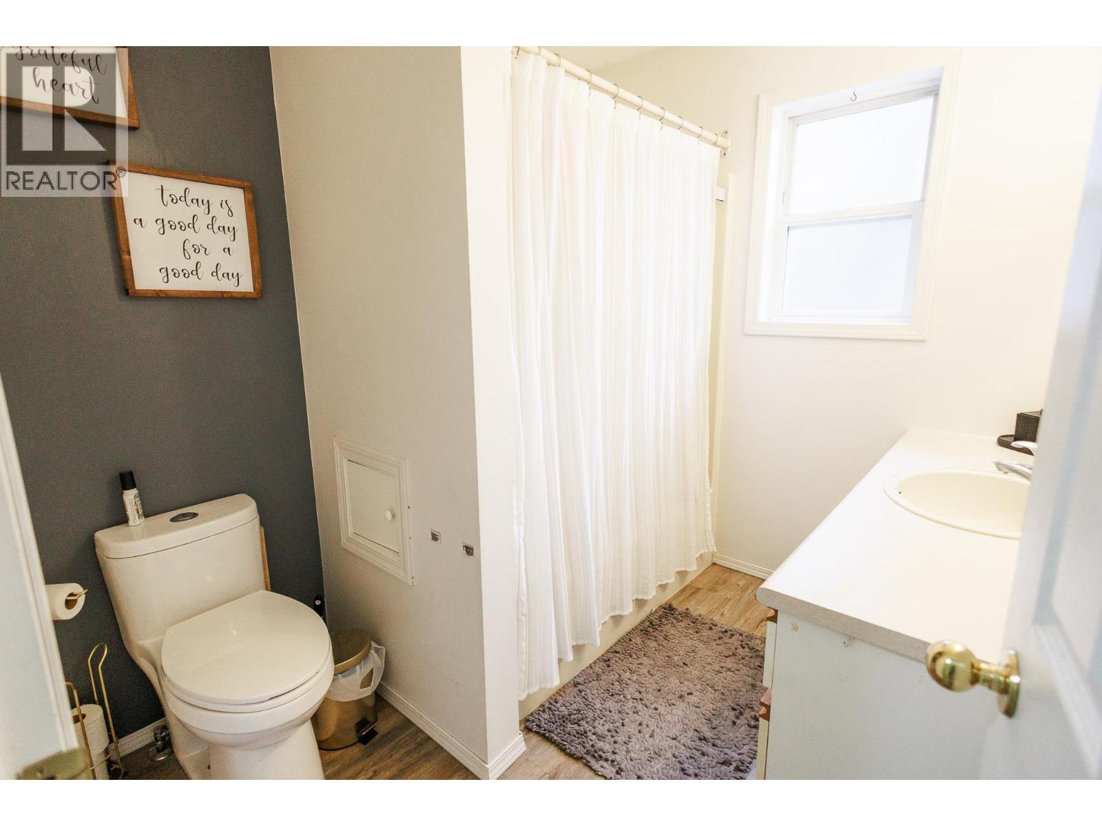 #6-5108 MEDEEK Avenue, Terrace