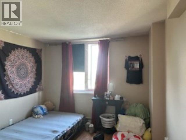 #1003 1501 QUEENSWAY STREET - 12